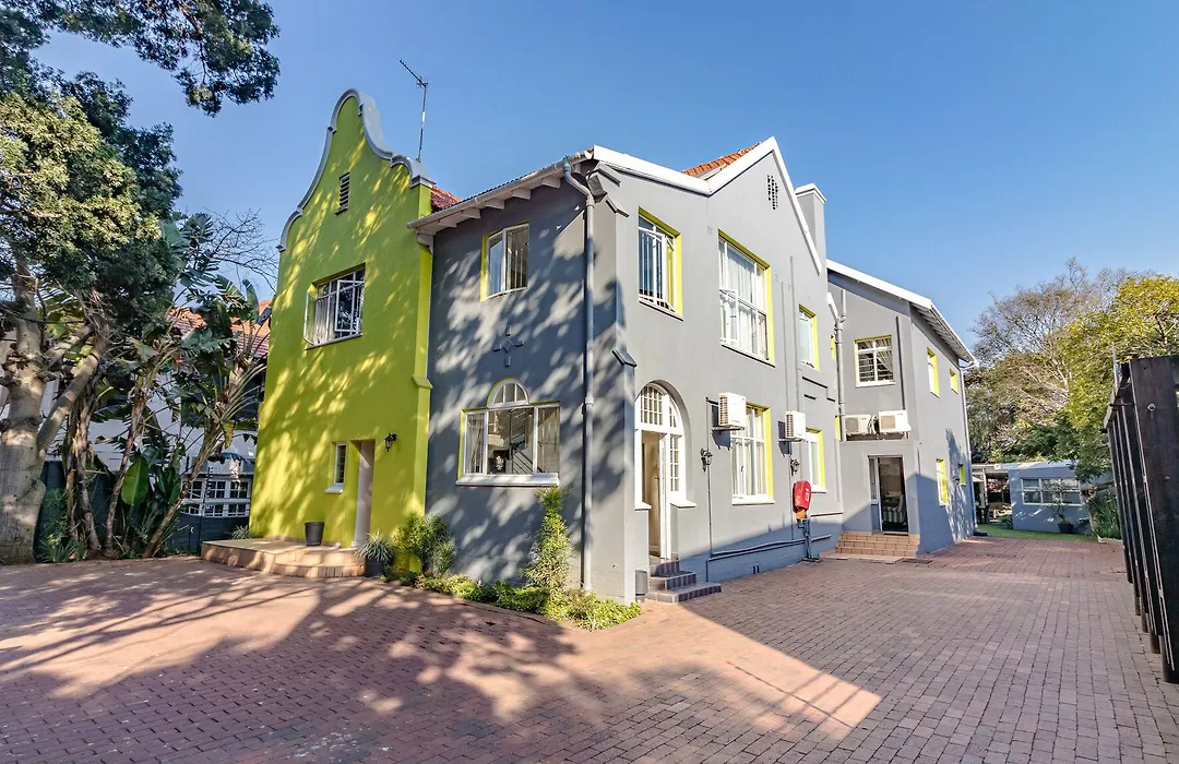 Silver Oaks Boutique Hotel-1