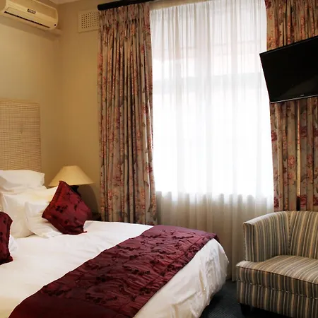 Silver Oaks Boutique Hotel-2